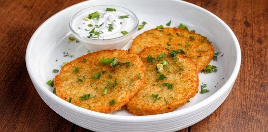 Драники со сметаной