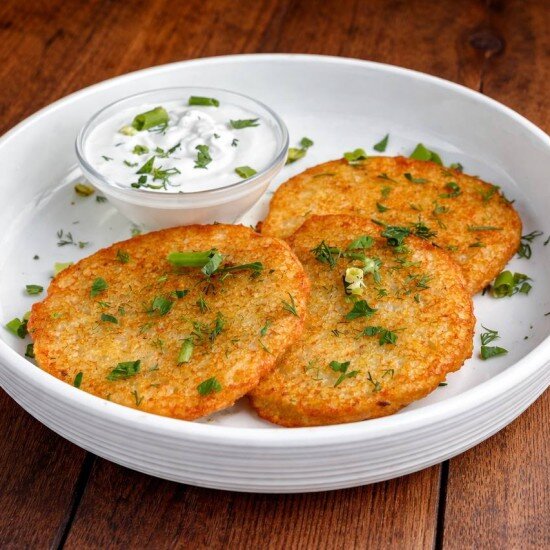 Драники со сметаной