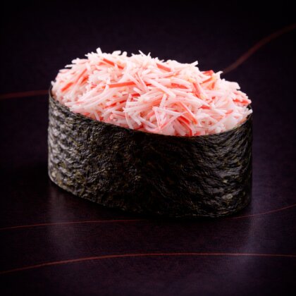 Гункан с крабом