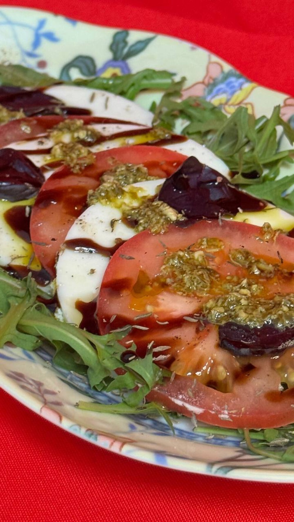 Салат Caprese / Капрезе