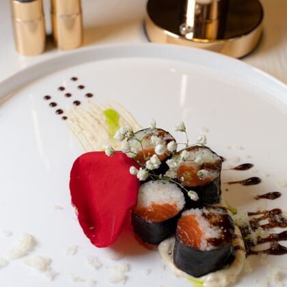 Ролл с лососем (4шт.)