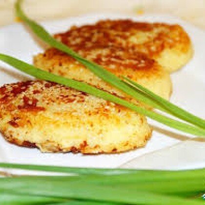 Картофельные пирожки с беконом