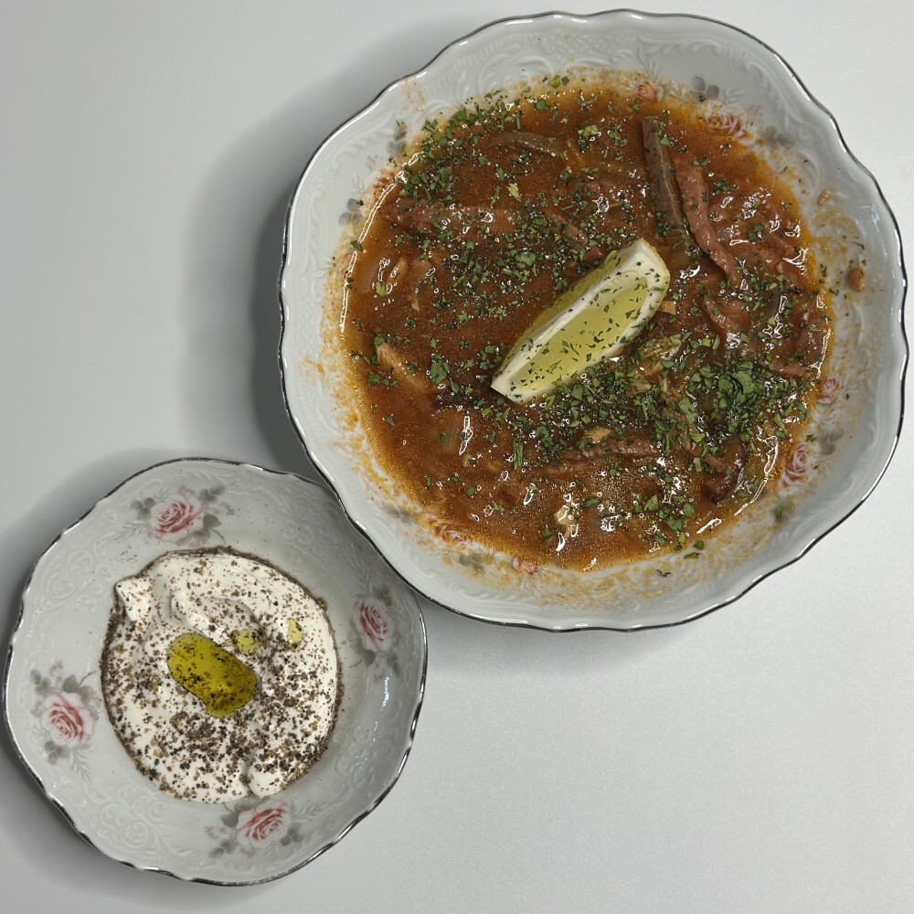 Мясной суп с копчёностями
