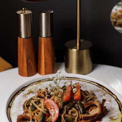 Удон с курицей BBQ