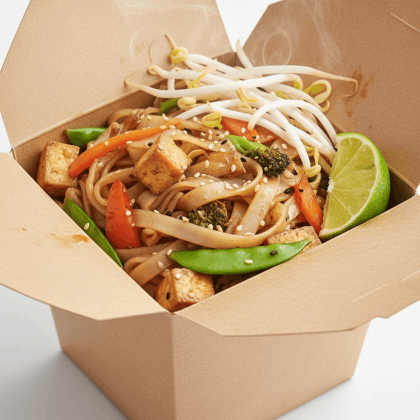 Вок Пад-тай с тофу и рисовой лапшой