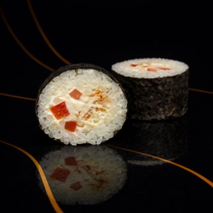 Футомак с угрем и томатом