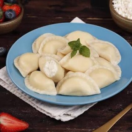 Вареники с творогом со сметной