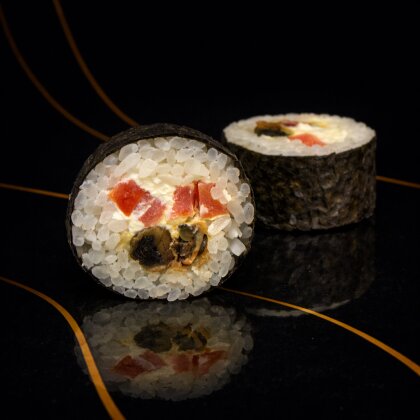 Футомак мидиями и томатом