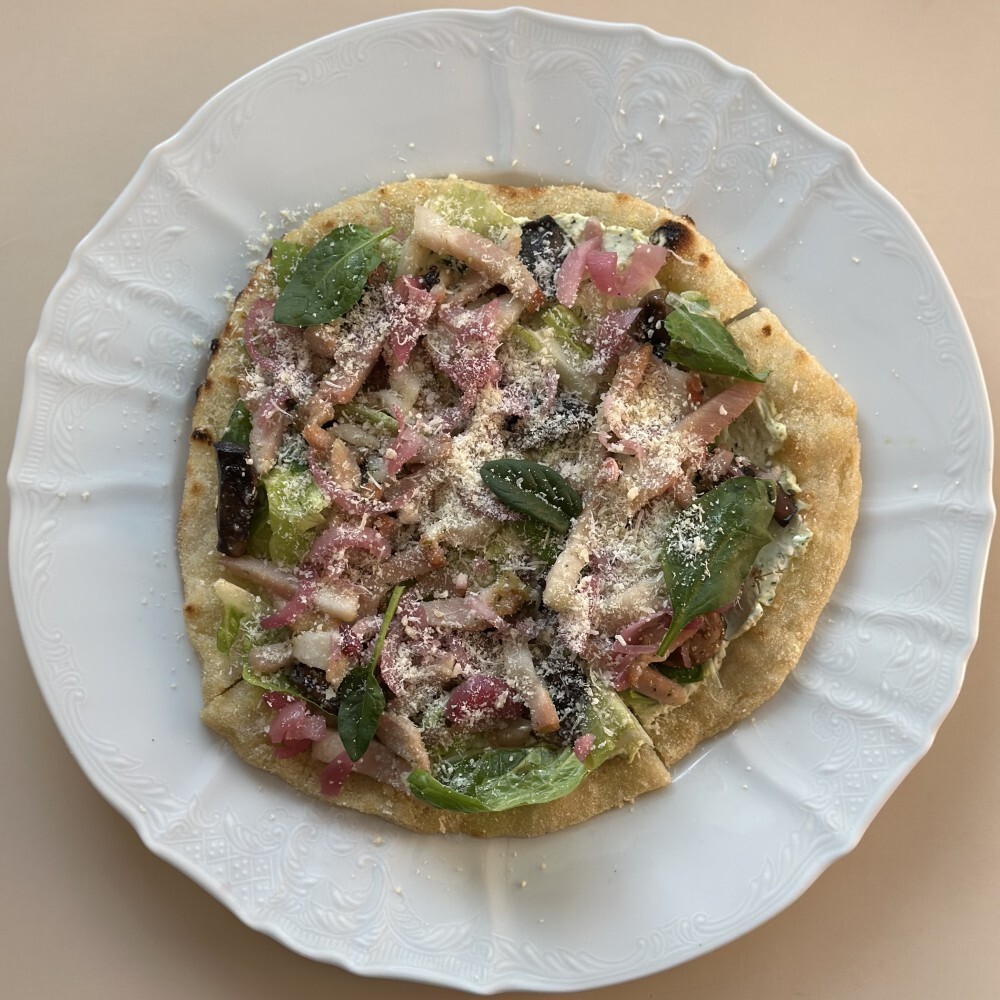 Пицетта с грудинкой и грибами