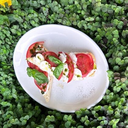 Bretta Caprese