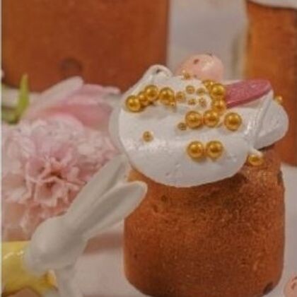 Пасхальный мини-кулич с сухофруктами