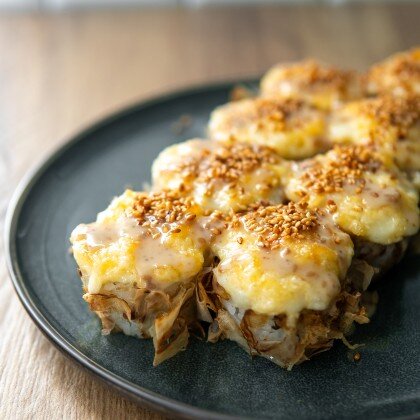 Ролл запеченный с тунцом