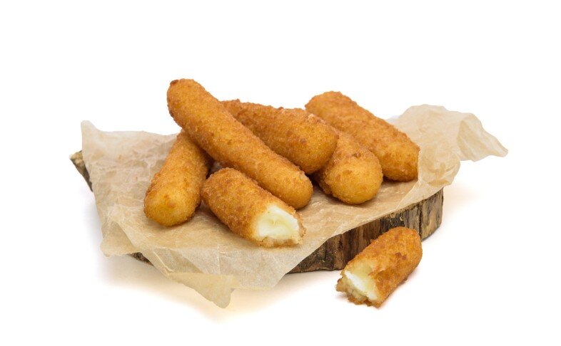 Сырные палочки в панировке