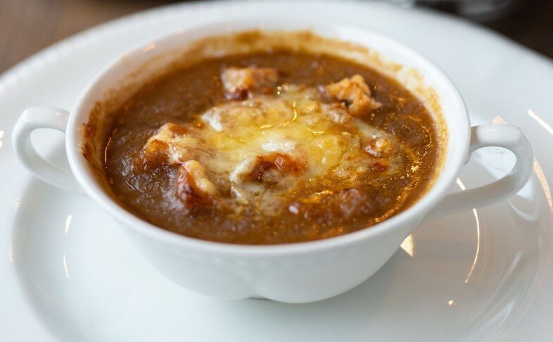 Запеченный луковый суп