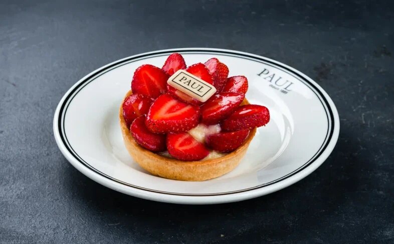 Тарталетка с клубникой