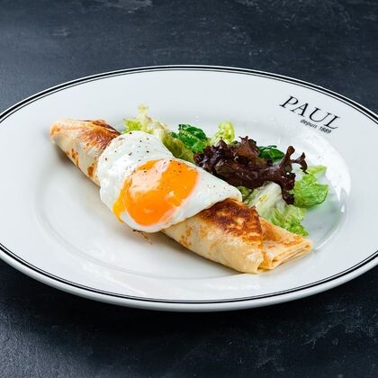 Крепе с ветчиной и яйцом