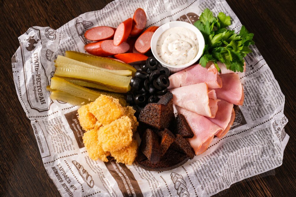 Мясная тарелка