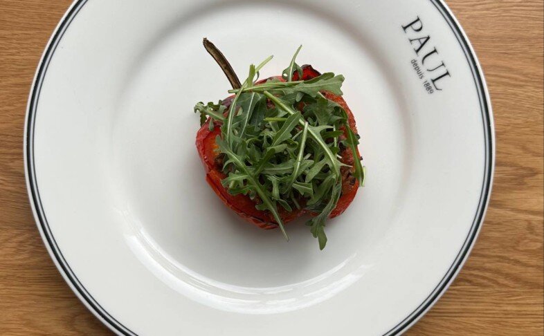 Перец запеченный с овощным рагу