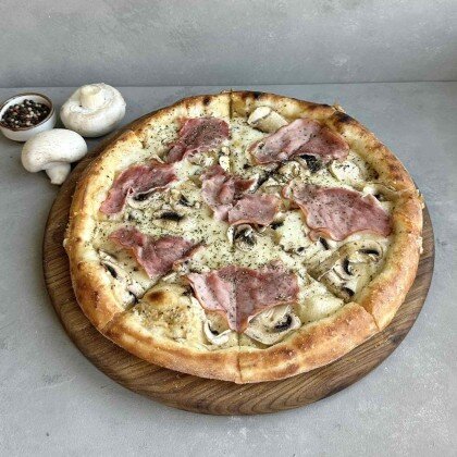 Пицца "Ветчина-грибы"