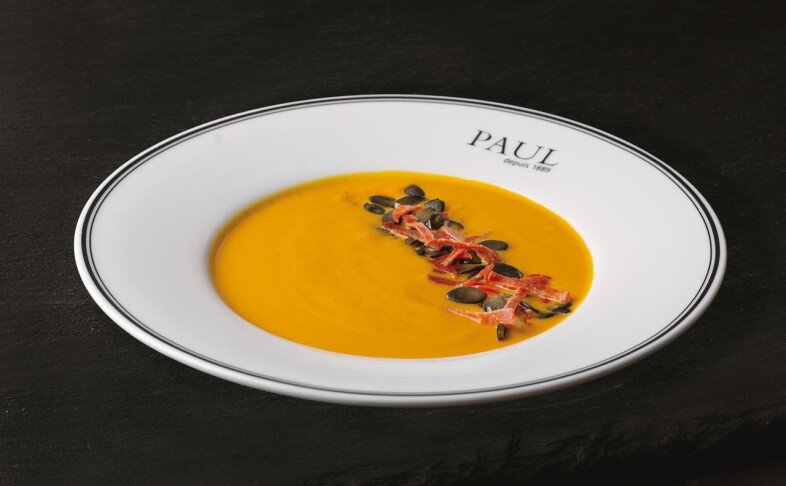 Крем-суп из тыквы с пеперони и семечками