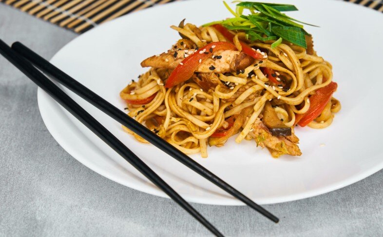 Удон с курицей