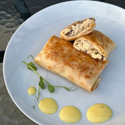 Блинчики с курицей и грибами