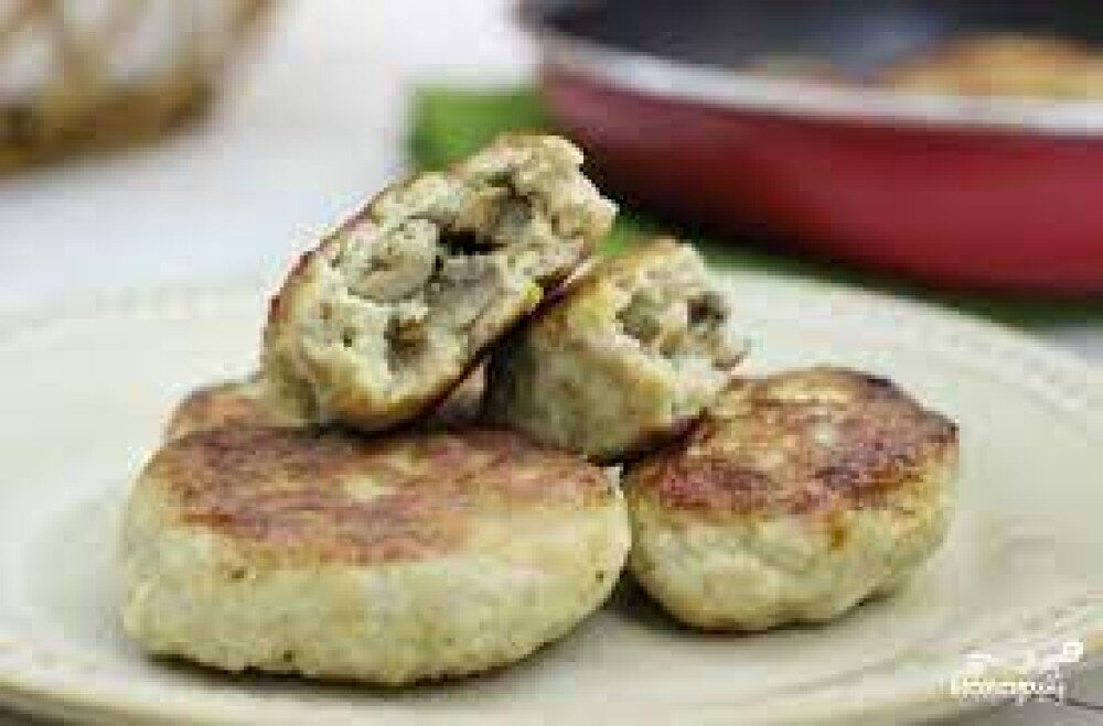 Котлета, из птицы с  грибами