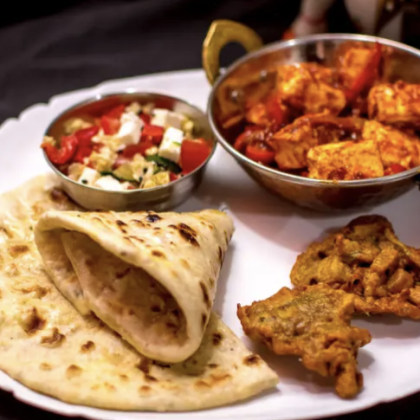 Вегетарианское комбо «Чили панир, роти, панджаби пакора»