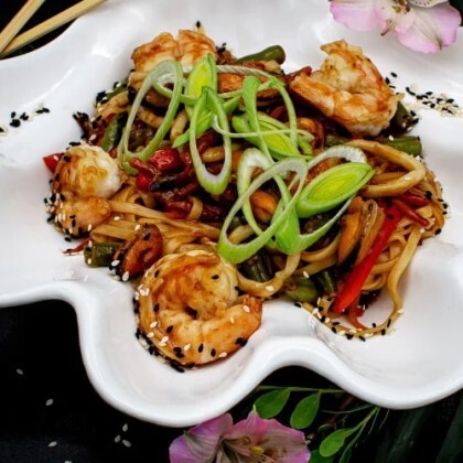 WOK с морепродуктами