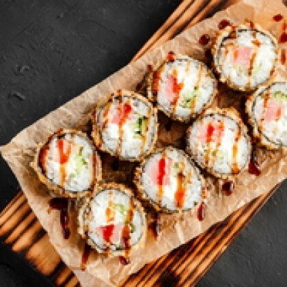 Жаренный ролл с тунцом