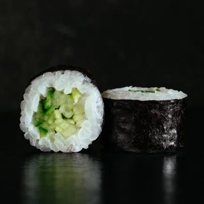 "Огурец маки"