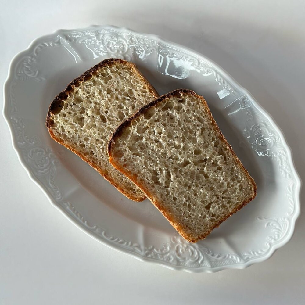 Бездрожжевой темный хлеб