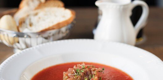 Гаспачо с тунцом