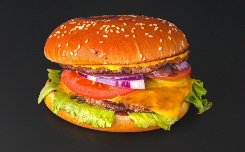 Чизбургер с двойной говядиной