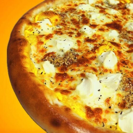 Пицца «Четыре сыра»