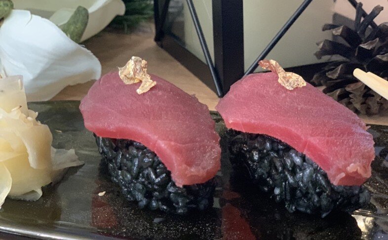 Нигири с тунцом