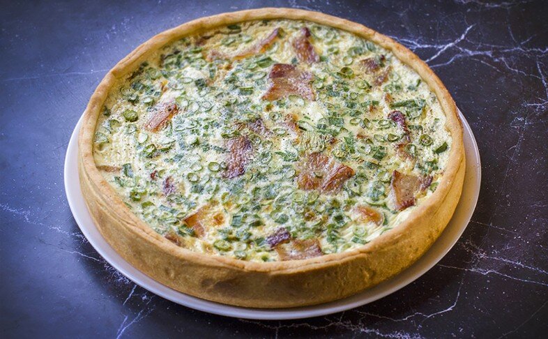 Киш "Бекон и сыр чеддер"