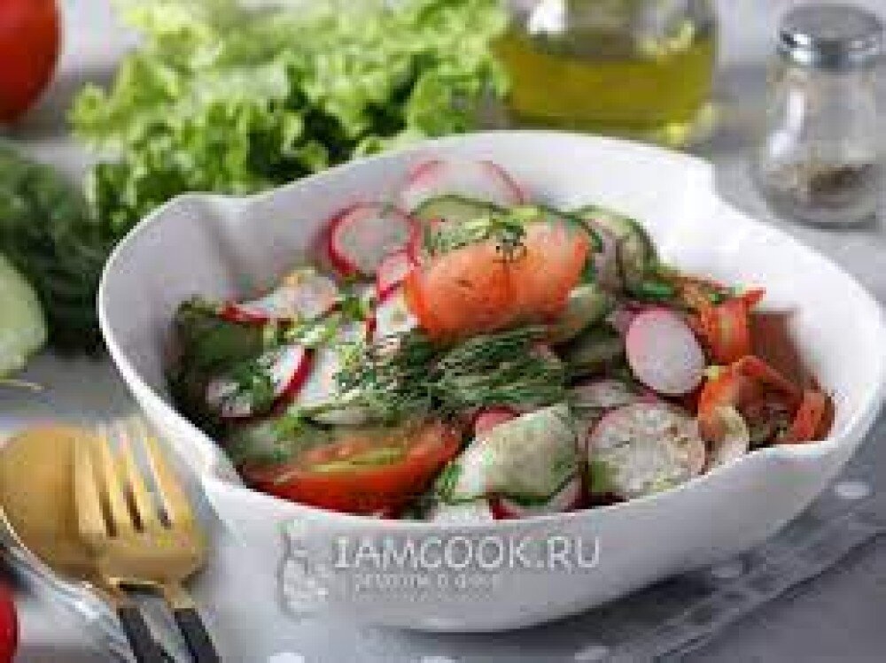 Салат овощной  Свежесть с редисом