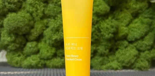 Крем с прополисом и юдзу EVAS Fraijour Yuzu Honey Enriched Cream