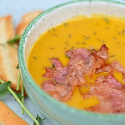 Чечевичный суп-пюре с беконом