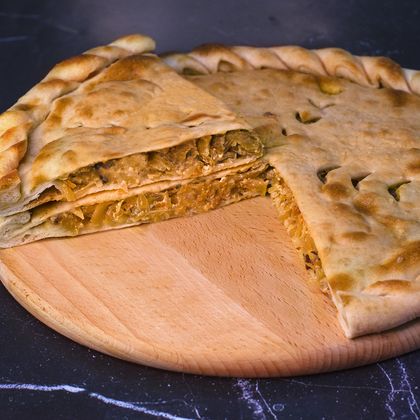Пирог с капустой и грибами
