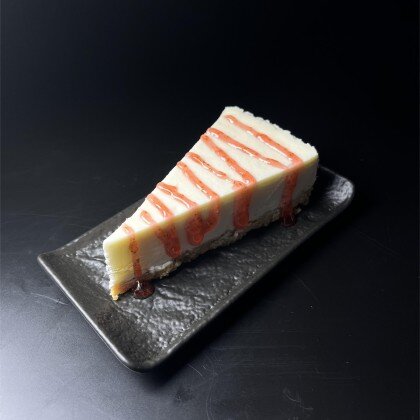 Чизкейк Нью-Йорк с клубничным топпингом