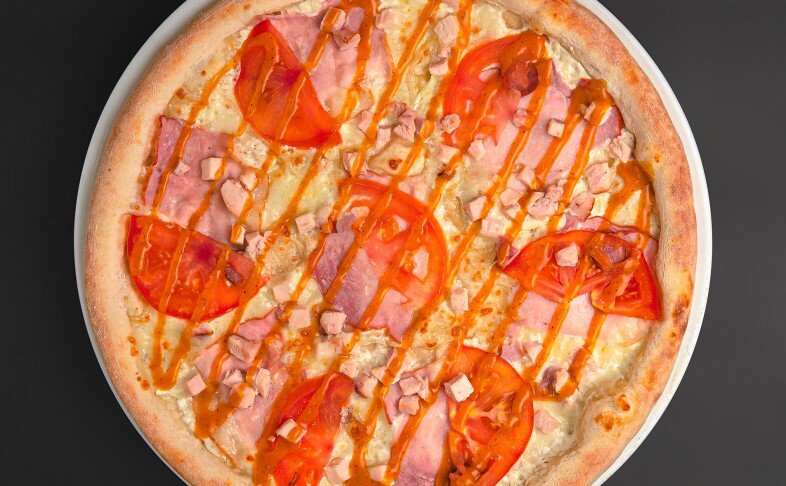 Пицца «С ветчиной и карри»