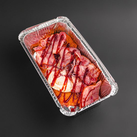 Драники с беконом и яйцом