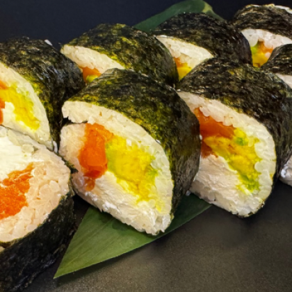 Ролл с авокадо