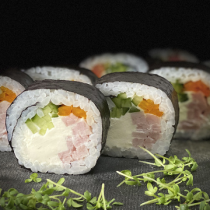 Ролл с ветчиной