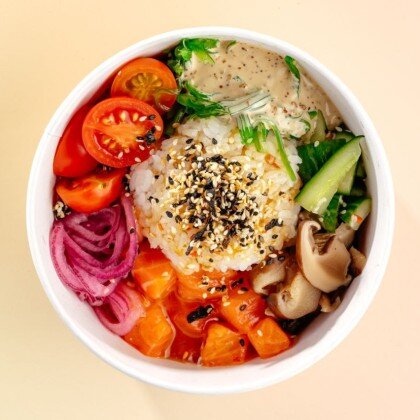 Поке с форелью