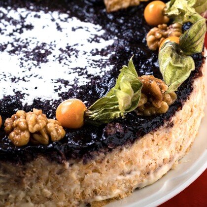 "Наполеон" с ягодкой