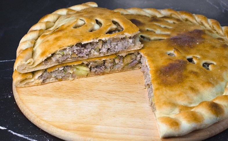 Пирог с говядиной и картофелем