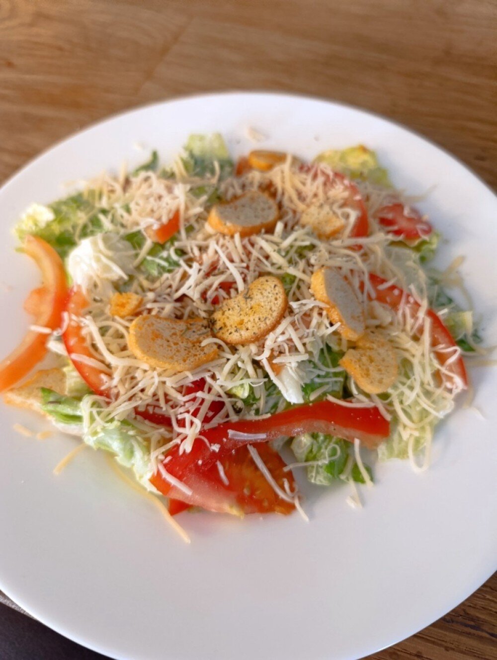 ЦЕЗАРЬ С КУРИЦЕЙ